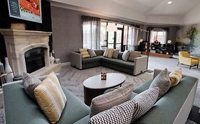Courtyard By Marriott Hickory